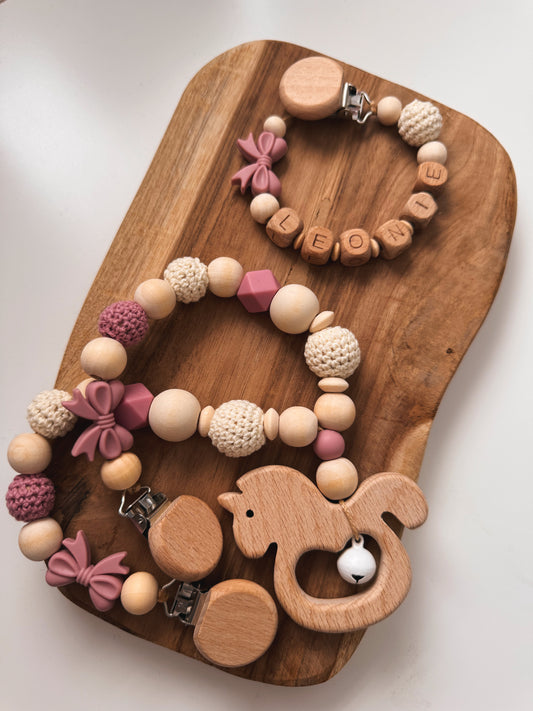 Geschenkset Schnullerkette und Kinderwagenkette Pferd rosa rosé blush altrosa Geschenk zur Geburt oder Taufe Mädchen Baby Silikonring