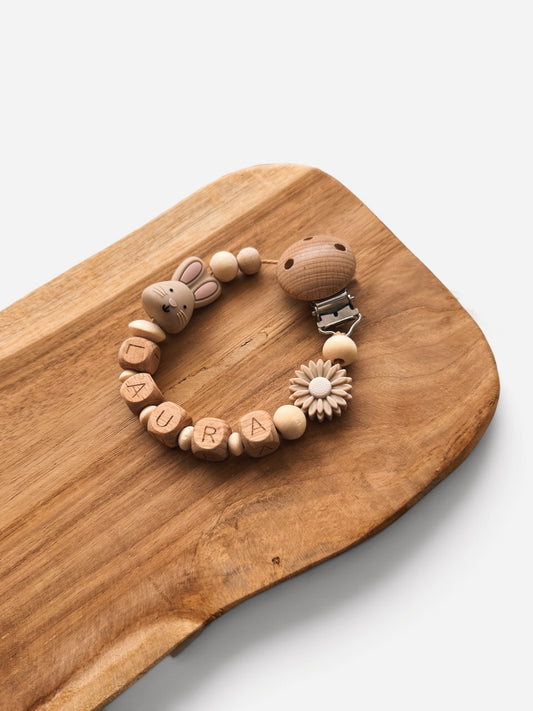 Schnullerkette Hase mit Namen personalisierbar | Beige mit Blume