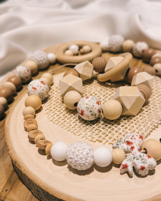 Kinderwagenkette | Schnullerkette | Greifring | Floral | Glocke | Schleife | personalisierbar mit Namen