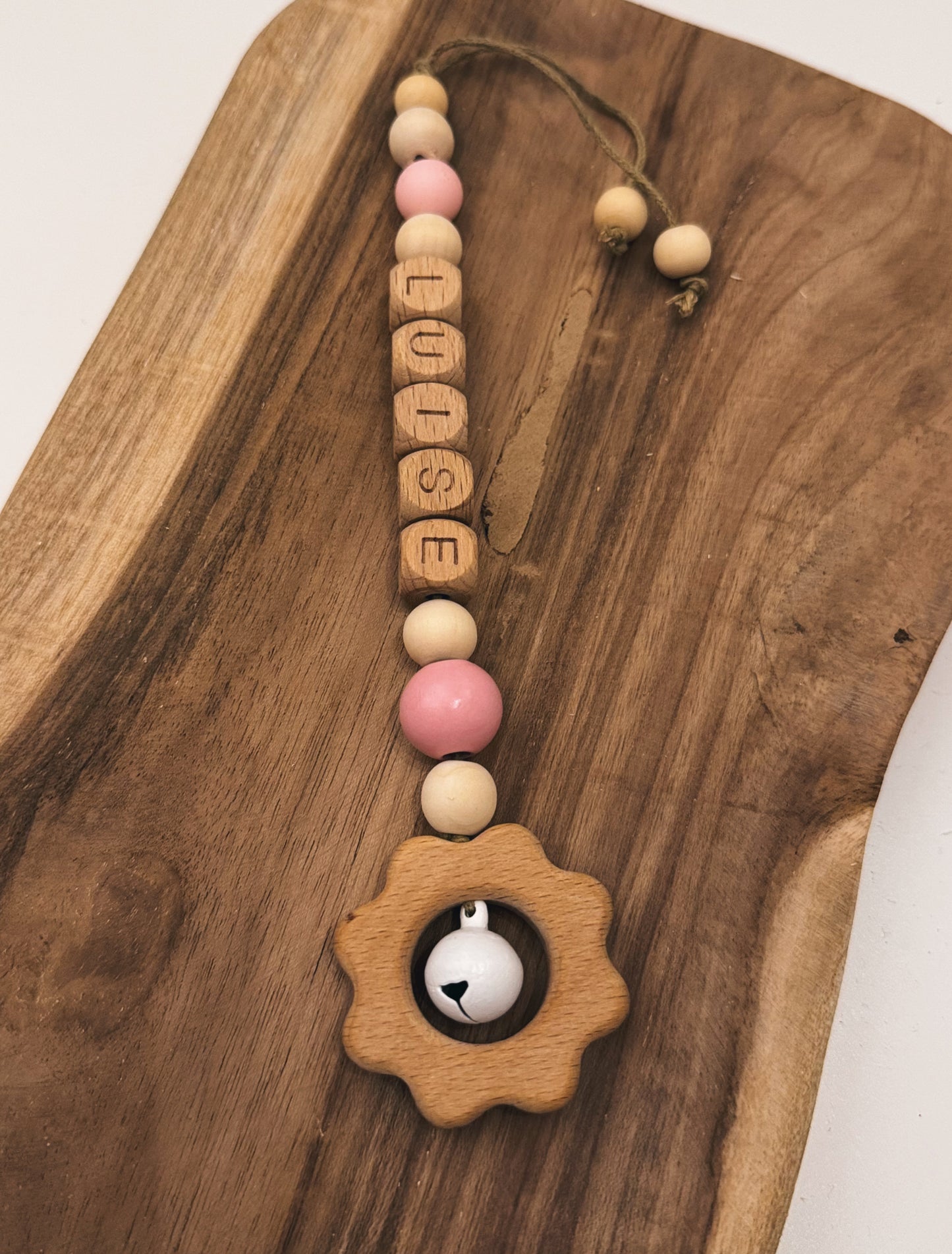 Anhänger für Spielbogen / Babyschale | Blume aus Stoff | Herz | rosa | aus Holz - mit Namen personalisierbar