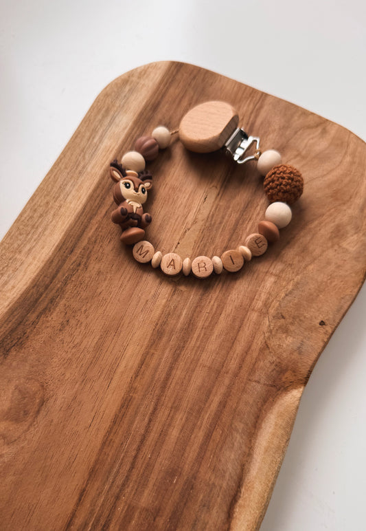 Schnullerkette reh mit Namen personalisierbar Geschenk zur Taufe oder Geburt aus Holz und silikonperlen mit silikonring Mädchen Junge Baby 