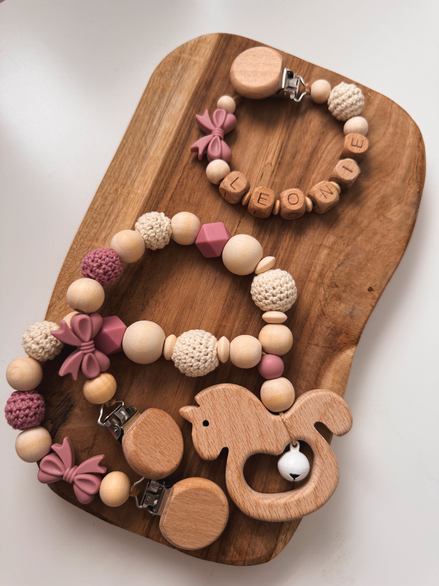 Geschenkset Schnullerkette und Kinderwagenkette Pferd rosa rosé blush altrosa Geschenk zur Geburt oder Taufe Mädchen Baby Silikonring 