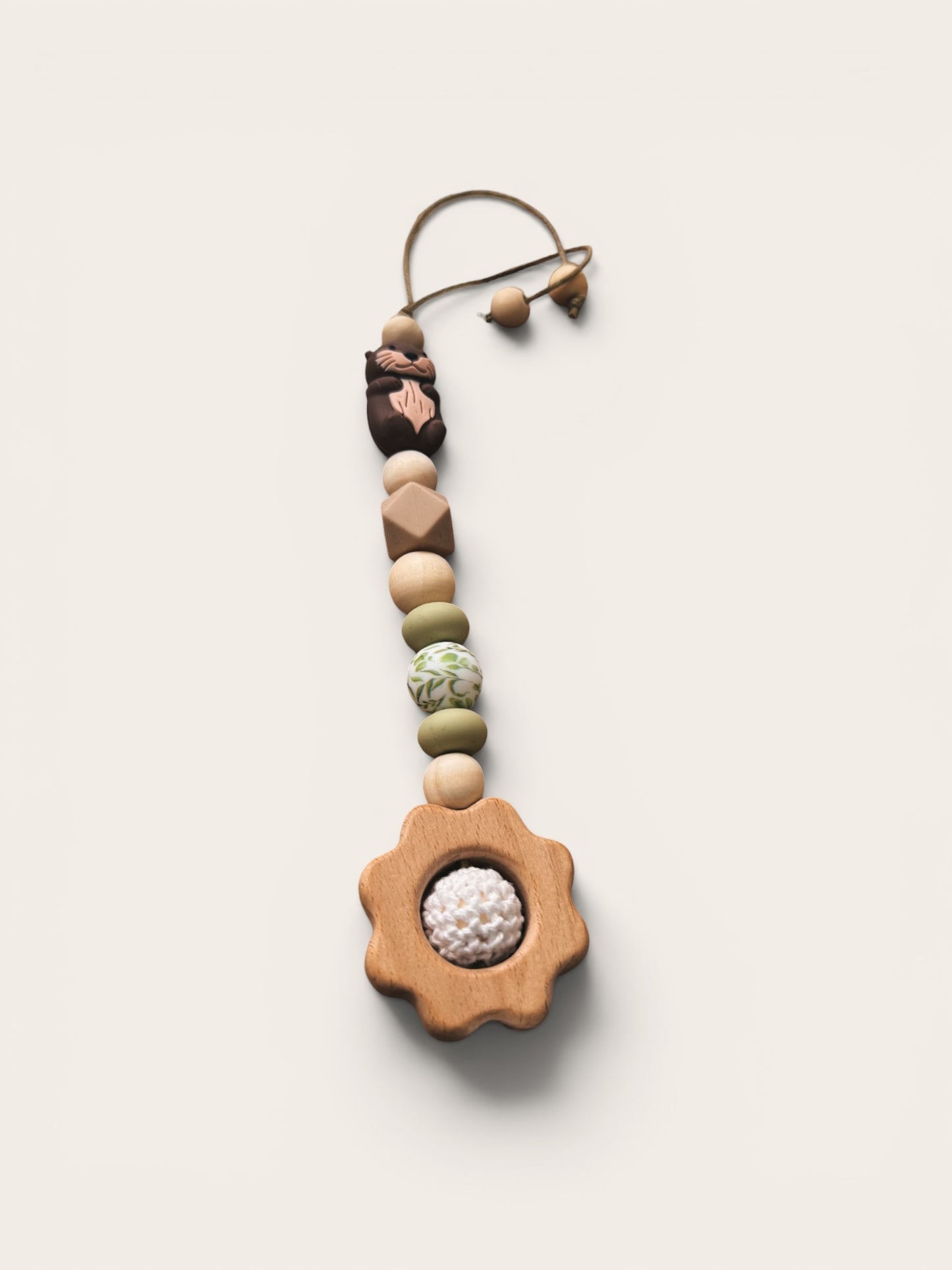 Otterliebe - Schnullerkette & Anhänger für Babyschale oder Spielbogen | aus Holz mit Namen personalisierbar | Otter