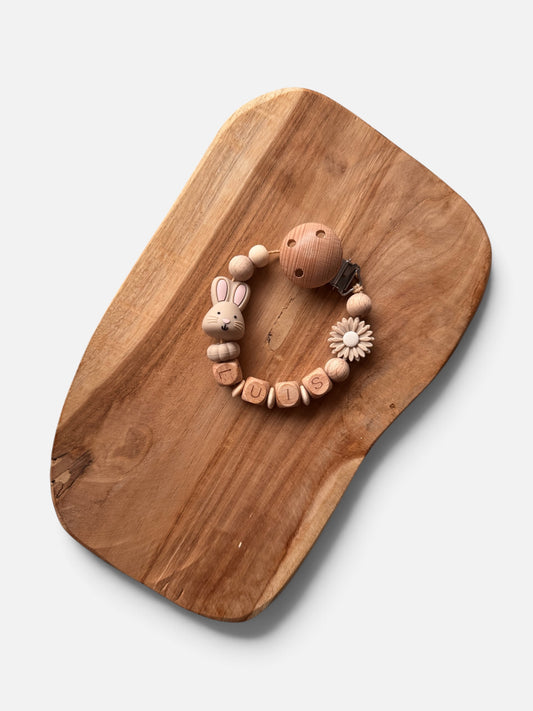 Schnullerkette Hase mit Namen personalisierbar | Buchenholz | Beige mit Blume