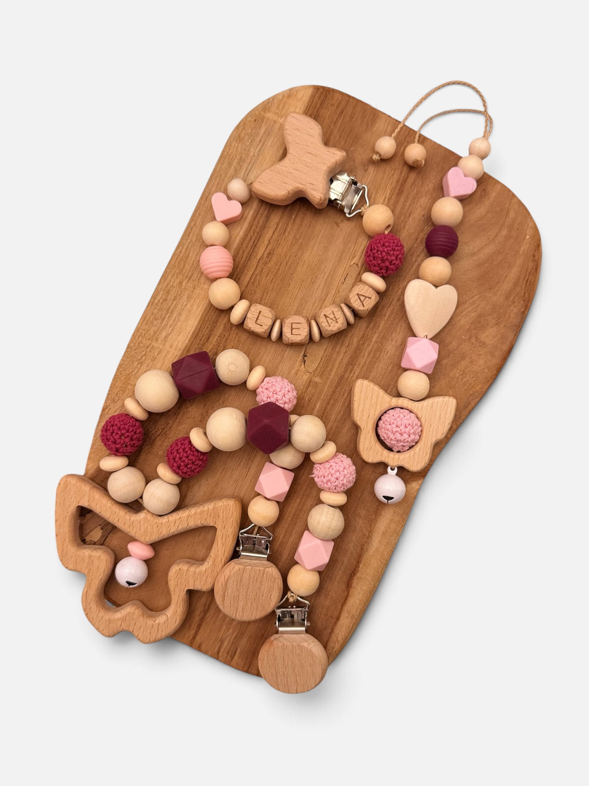 Rosaroter Schmetterlingstraum - Kinderwagenkette, Schnullerkette & Anhänger aus Holz- und Häkelperlen | Rosa / Beere